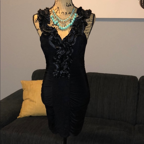 Black dress with ruffles - Picture 2 of 4